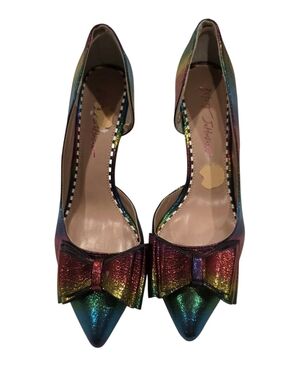 Betsey Johnson Metallic Rainbow Pointed Toe Bow Pumps 8.5